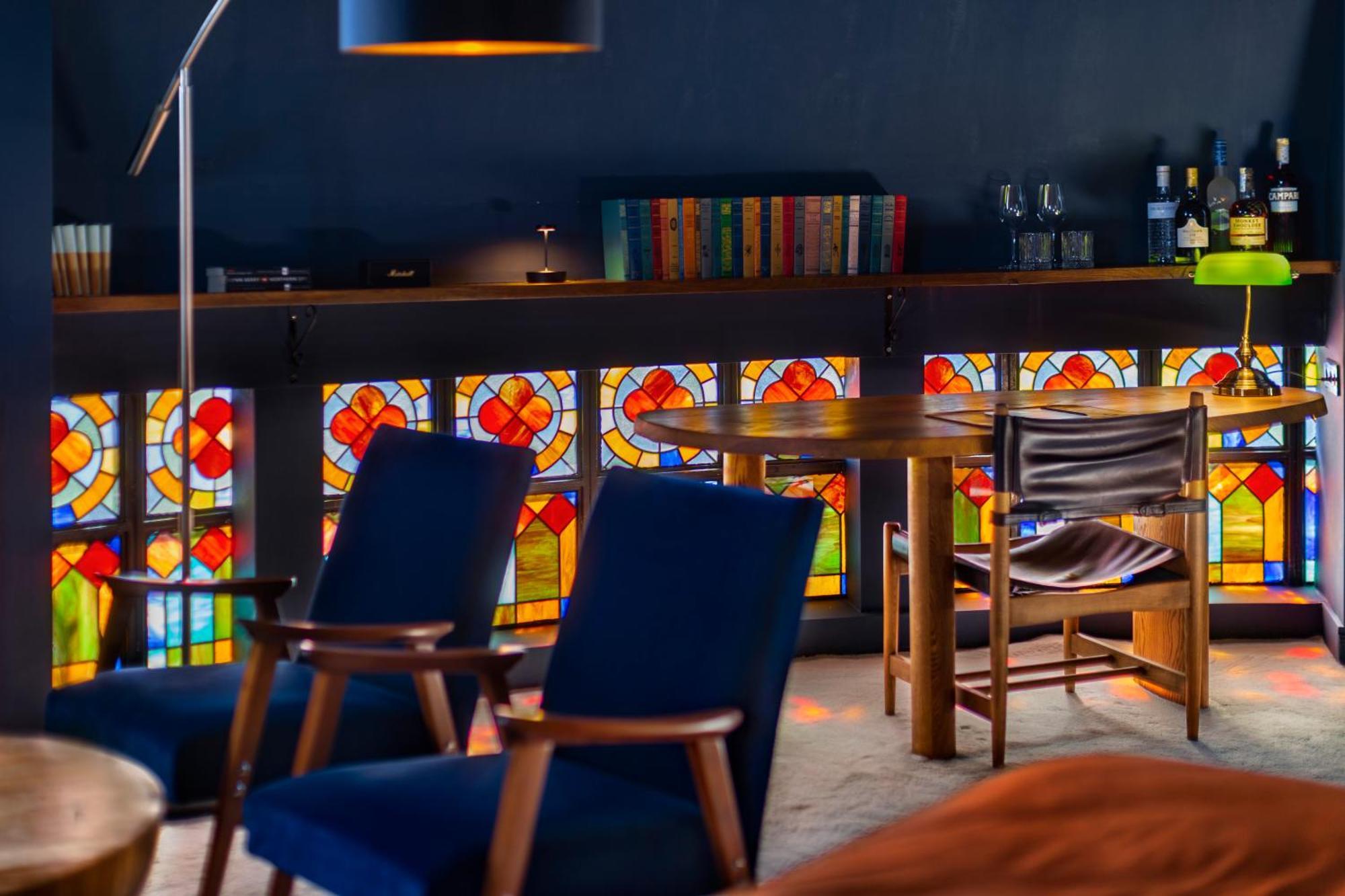 Zorba&Bond Boutique Hotel Тбилиси Екстериор снимка