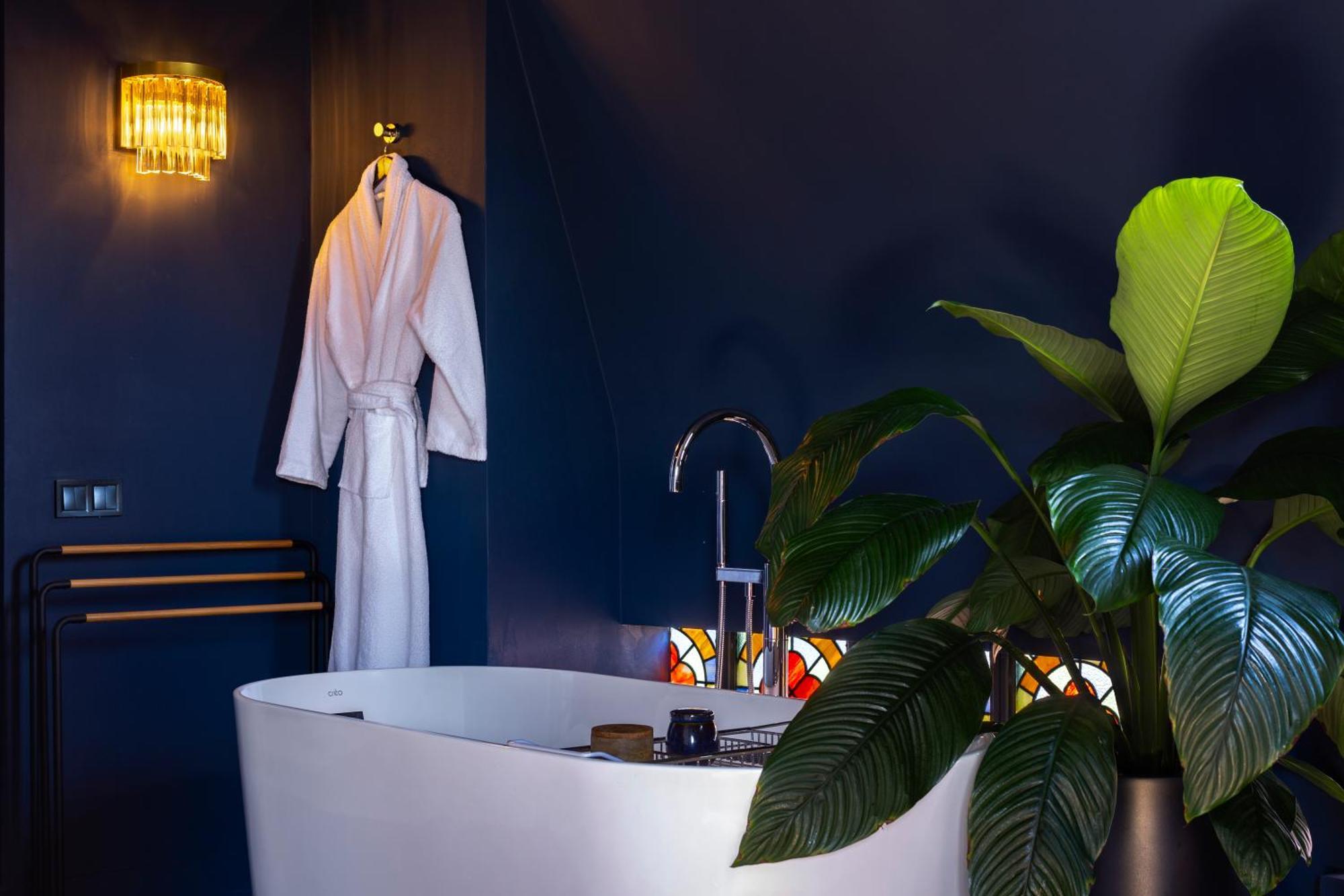 Zorba&Bond Boutique Hotel Тбилиси Екстериор снимка