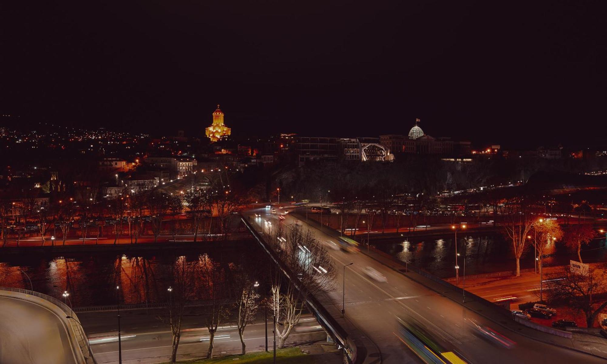 Zorba&Bond Boutique Hotel Тбилиси Екстериор снимка