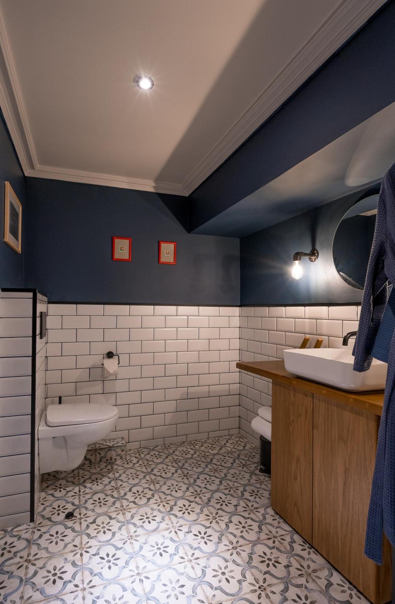 Zorba&Bond Boutique Hotel Тбилиси Стая снимка